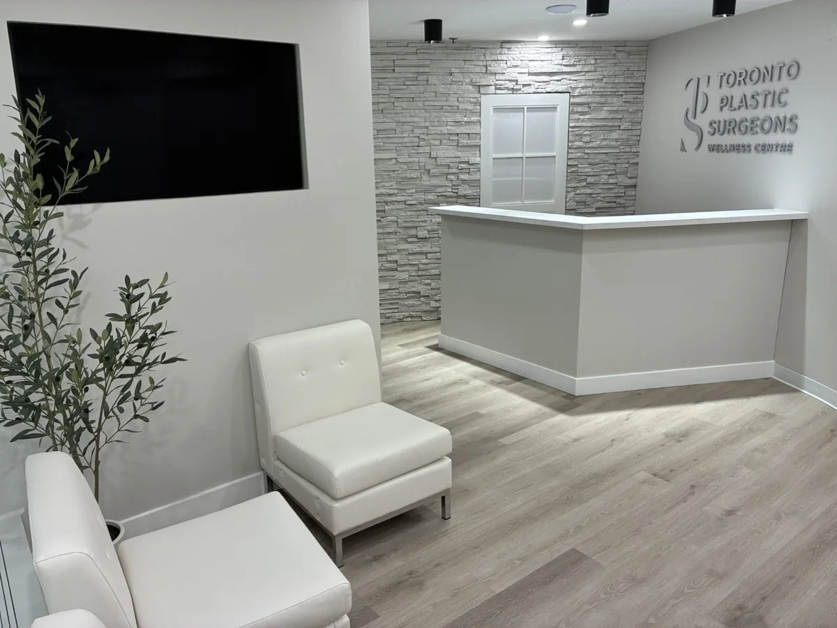 Toronto Plastic Surgeons and wellness centre
