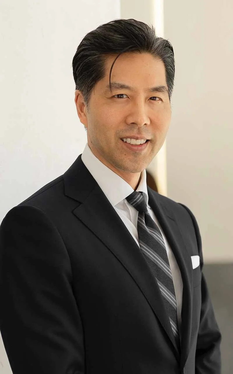 Dr. Lawrence Tong